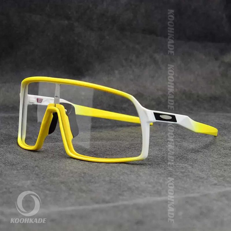عینک فتوکرومیک OAKLEY SUTRO Yellow
