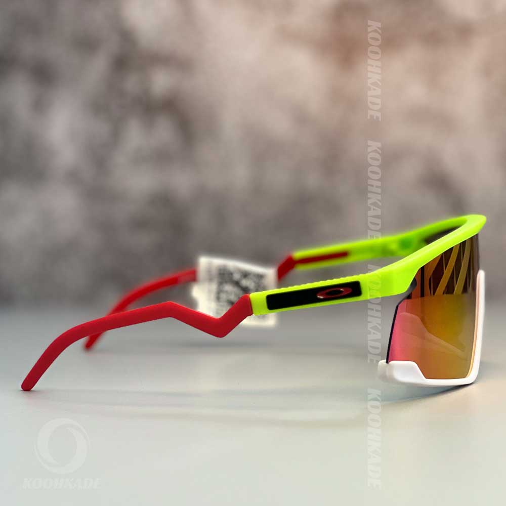 عینک OAKLEY SUTRO GREEN 3 LENZ | عینک آفتابی | عینک دودی | عینک ورزشی | عینک کوهنوردی | خرید عینک آفتابی | قیمت عینک دودی | عینک اقساطی | عینک مردانه | عینک زنانه | عینک جدید | عینک اورجینال | عینک اصل | عینک لنز
