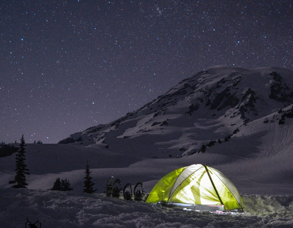 کمپینگ در زمستان | کمپ | وسایل کمپ | لوازم کمپ | چادر کمپینگ | کمپینگ در برف | تجهیزات کوهنوردی | تجهیزات کمپ | کوهکده